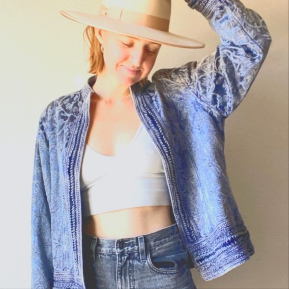 Coldwater Creek Jackets & Blazers - CHOICES Blue Floral Embroidered Embellished Trim Tapestry Jacket size PL PETITE